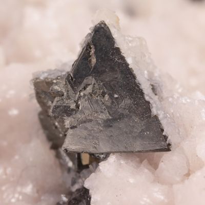 Tetrahedrite Subgroup on Rhodochrosite